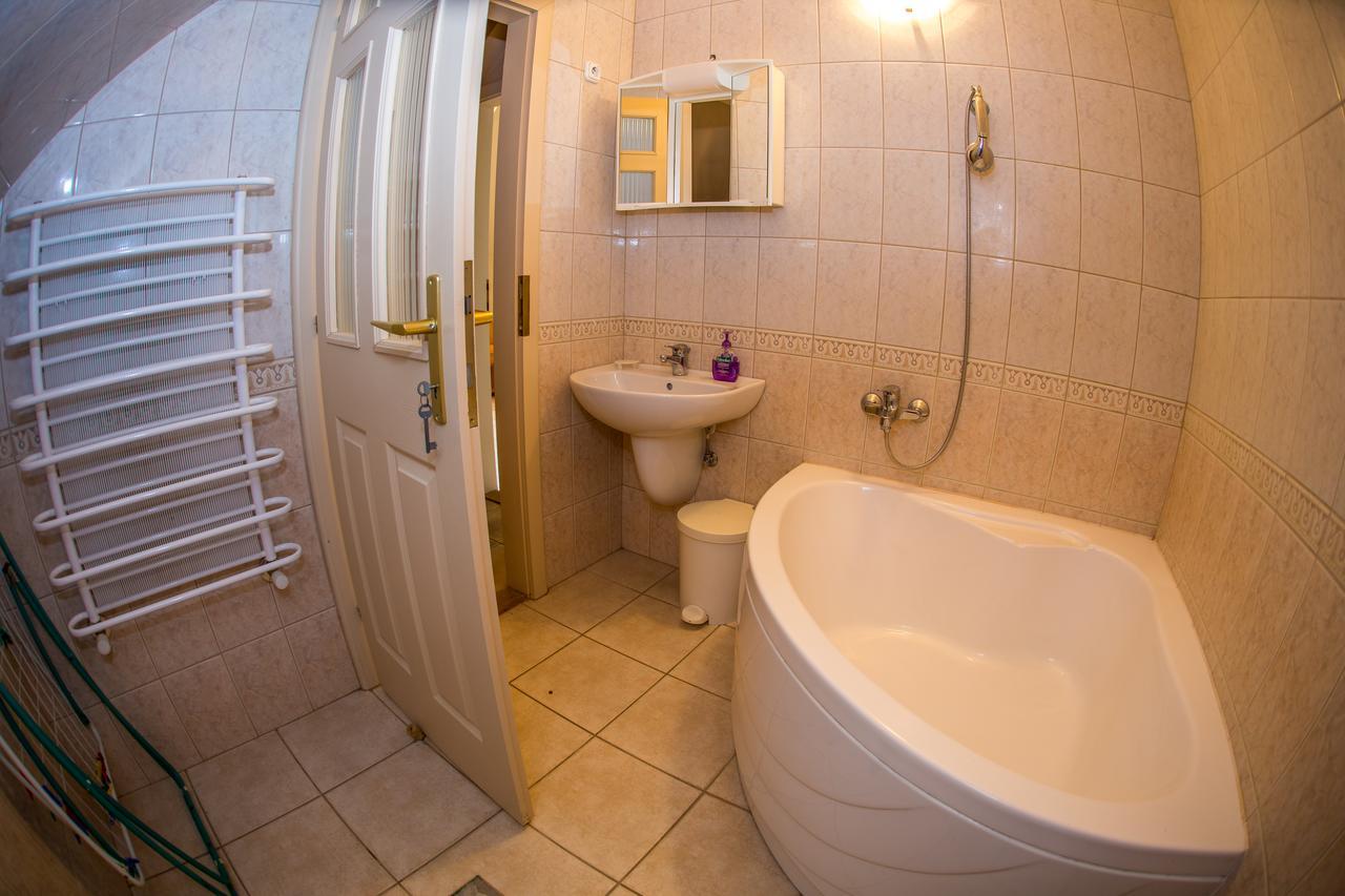 Aqua Line Apartmanhaz ไฮจ์ดุสโซบอสโล ภายนอก รูปภาพ