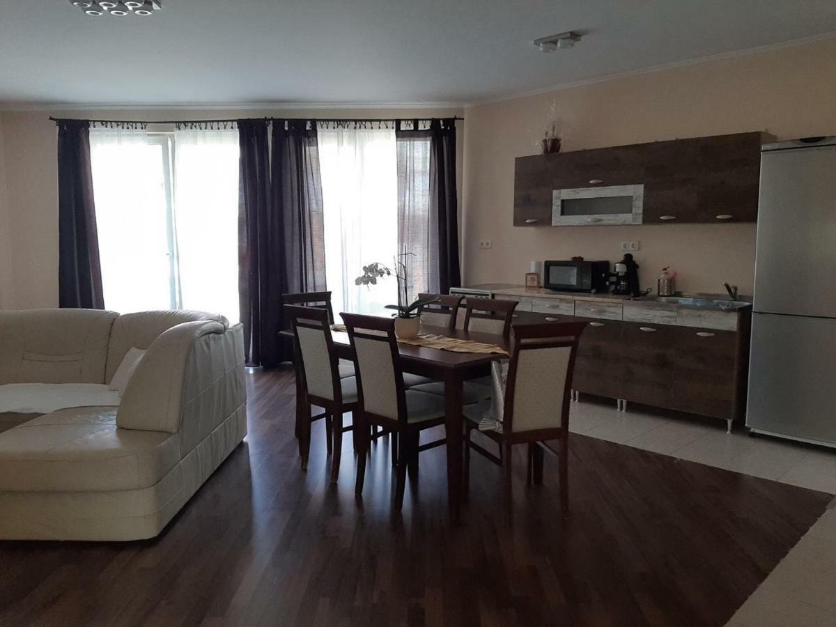 Aqua Line Apartmanhaz ไฮจ์ดุสโซบอสโล ภายนอก รูปภาพ